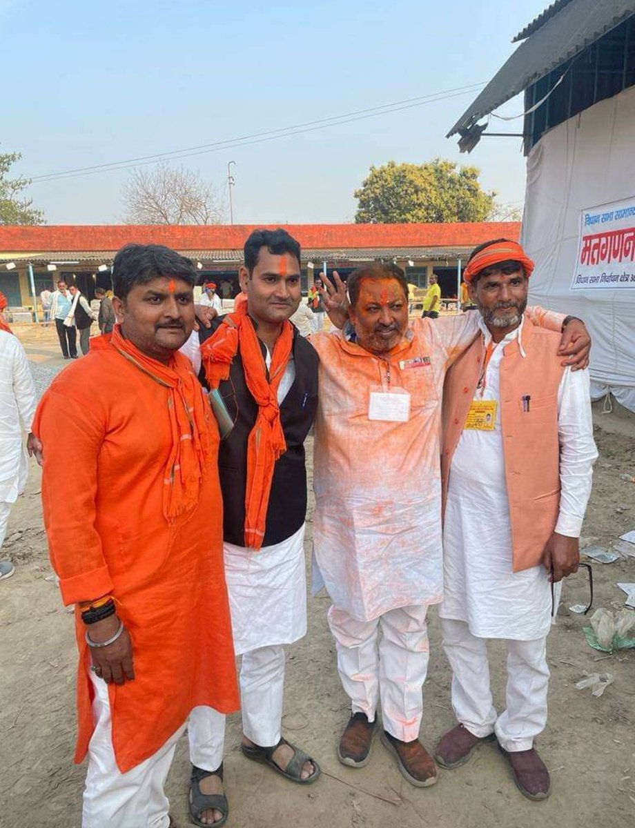 CavaediumOpus's tweet photo. Congratulations sir. It's a great victory. 
 @dayashankar4bjp https://t.co/IQ0jz4D69Z