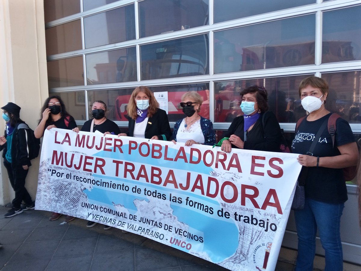 Dirigentes Vecinales en marcha 8M, siempre luchando por todes💚💪💜🔥