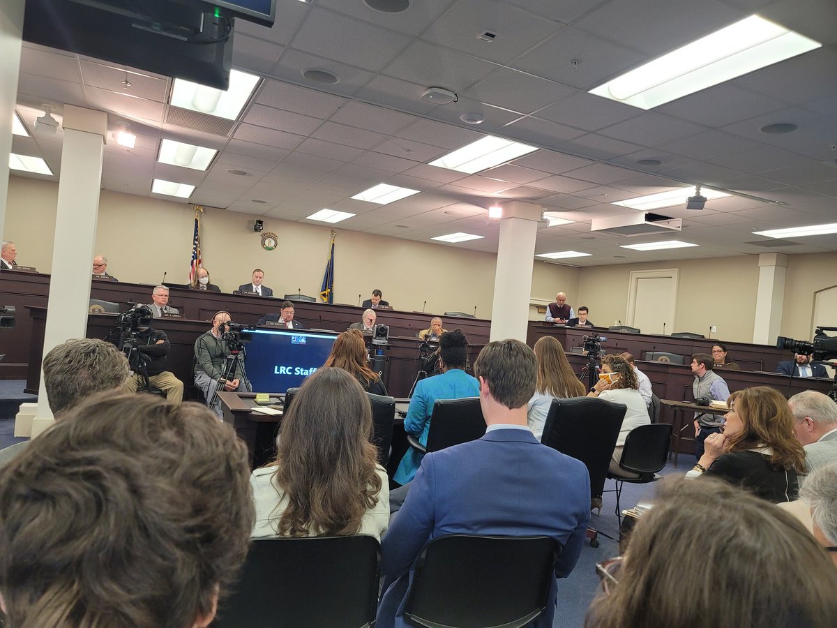Seasoned4u's tweet photo. #SB313 is a bad bill & worse than #HB313. Thanks for those that made calls, sent emails and messages to their representatives.
Just want to recognize our #TheBailProject community partners are helping us a great deal in this fight! It matters to push on all ends. #endcashbail https://t.co/QC6epSYkvL