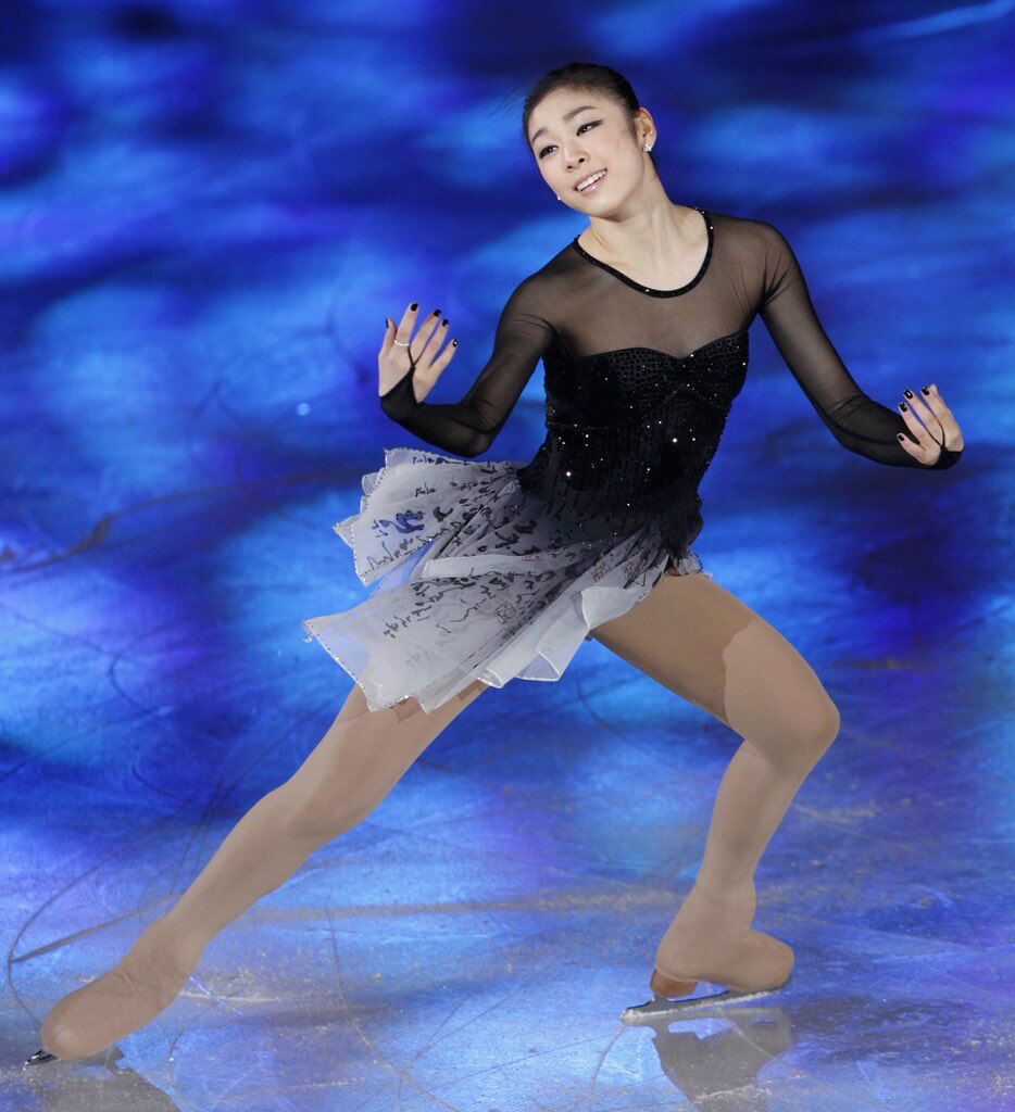 25. hourly yuna kim. @hourIyyuna. 