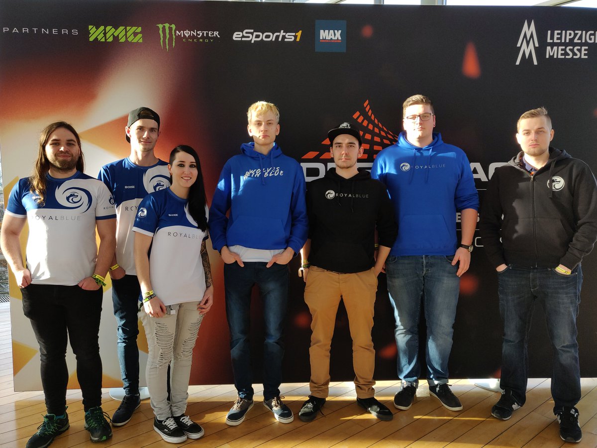 RoyalBlue_GG's tweet photo. Oha, schon wieder #ThrowbackThursday 🔥
Heute gibt's die #Dreamhack2019 in Leipzig für euch!
Mit dabei waren damals unter anderem @sillintor, @Khamul999 und @ChaboDennis 😊
Wir denken immer wieder gerne zurück an die guten alten Event Zeiten 🥲 https://t.co/7v6usVjkql