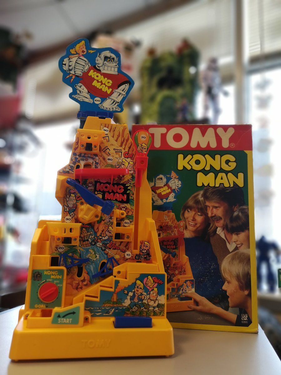 Cheesy Xmas Jumpers tweet media