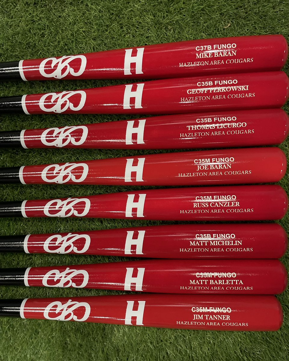 ClarkBatCompany's tweet photo. Custom fungos for @russcanzler and his coaching staff at Hazleton Area High School. Best of luck this season! #baseball #baseballbats #softball #coaching #custom https://t.co/mmTriYoeb2