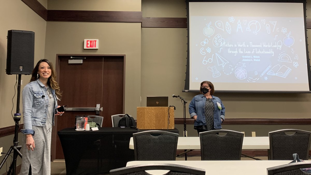 Next session <a href="/ILReadCouncil/">IL Reading Council</a> #IRC2020 learning about new and multiple literacies with @storiestoldinsf <a href="/kwalsh0814/">Kristen Walsh</a>