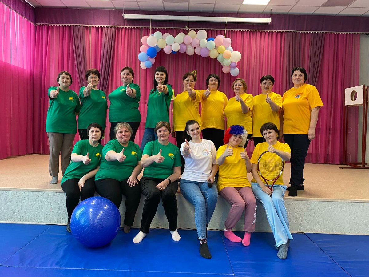 Мероприятие под названием «Весенняя перезагрузка», посвящённое Международному женскому дню, прошло 1 марта в стенах СДК. Две команды  соревновались между собой (команда Межпоселенческой библиотеки и команда Социальной службы) в спортивных эстафетах и интеллектуальной викторине.