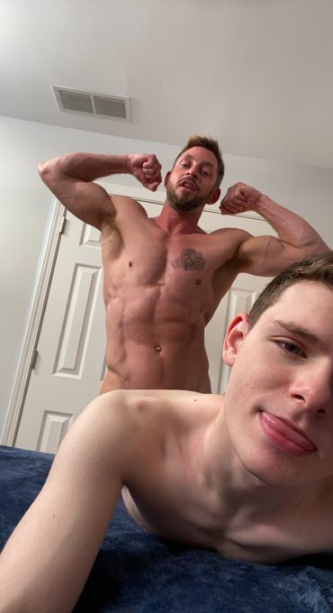 Filming with the perfect @JohnnyFordXXX ??
He destroyed my ass ? https://t.co/6h4FQNEkQP