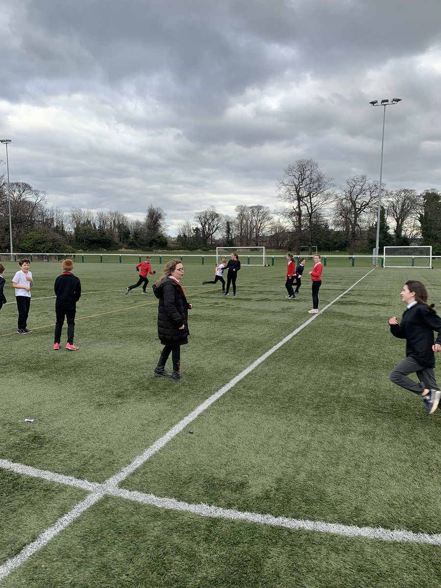 pinkieprimary's tweet image. Super concentration during mental maths this morning and then a brilliant and active game for the playground created by P6a #getactive #assemblychallenge