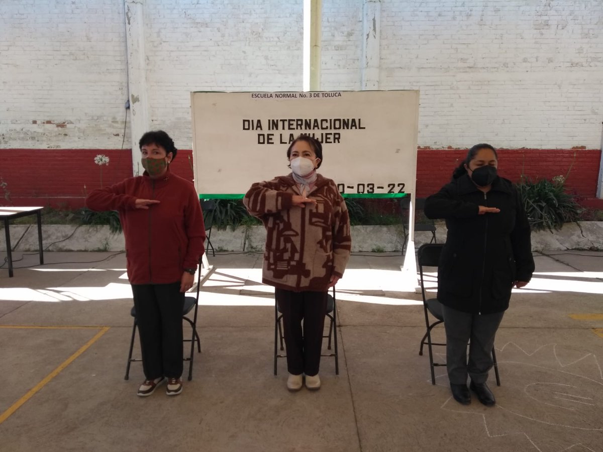 Normal3Toluca's tweet photo. La Escuela Normal No. 3 de Toluca, conmemora "El Día de la Mujer", a través de una Ceremonia Institucional.

#N3T https://t.co/GGW5nDAAUf