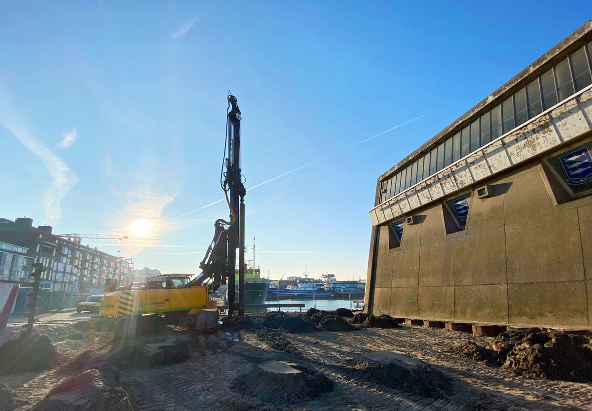 #Voorboren en #crushen in het zonnige Scheveningen! ☀️😎