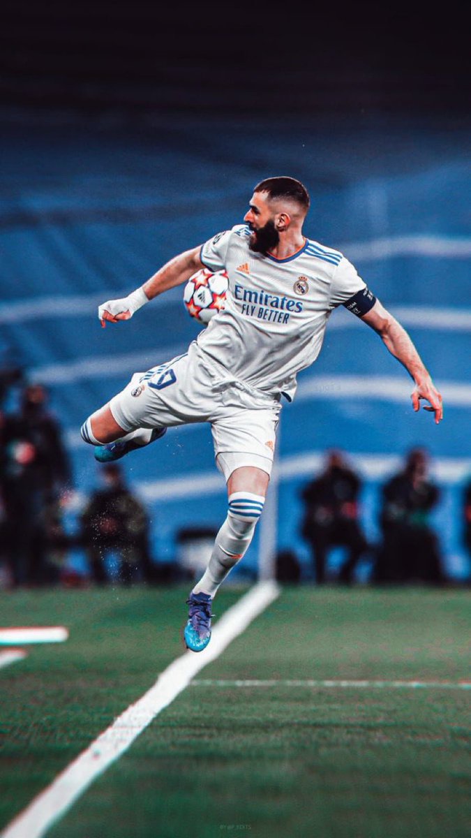 EditionMerengue's tweet photo. Karim Benzema a été élu joueur de la semaine de la Ligue des Champions. Normal. https://t.co/6FLDCIazeg