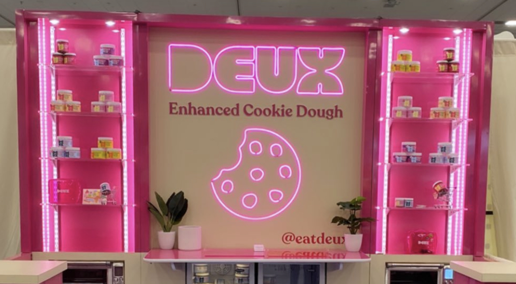 come visit us in ~hot~ products at #ExpoWest # N1733 — you shouldn't be able to miss us 🍪