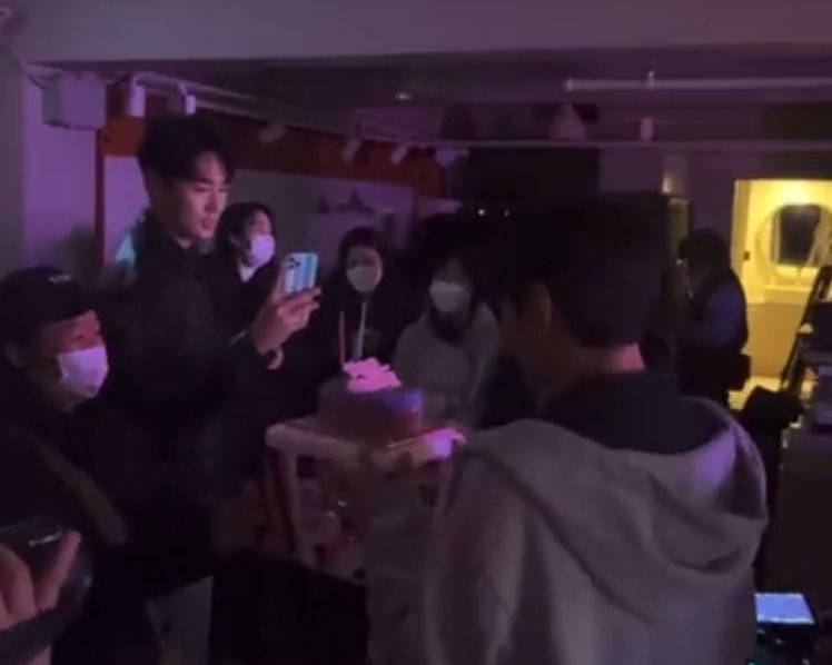 exossunshine's tweet image. DO YOU HEAR ME SCREAMING CRYING SHITTING 
#SemanticErrorFinale