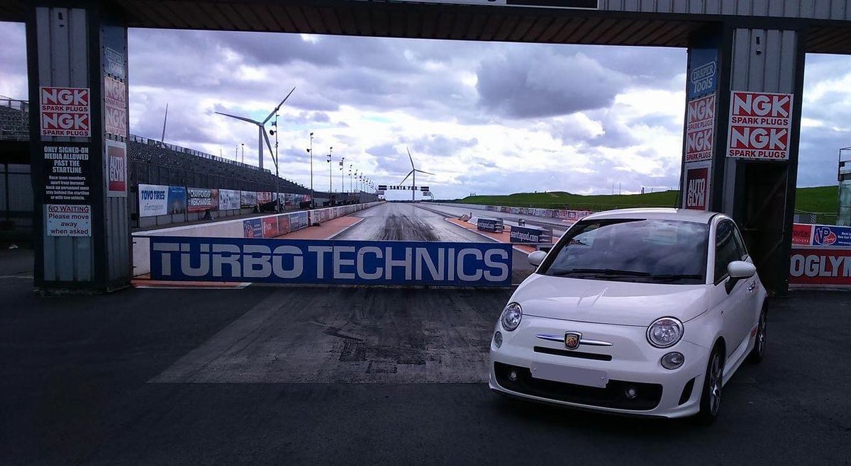 turbotechnics's tweet photo. #ThrowbackThursday - our old Abarth 500 fitted with a #S260 Hybrid Turbo at Santa Pod Raceway, Wellingborough. https://t.co/opHdvemF09