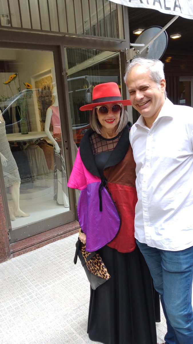 franayala's tweet photo. Hablando de moda con @MTCibils https://t.co/WWjrfqAMXj