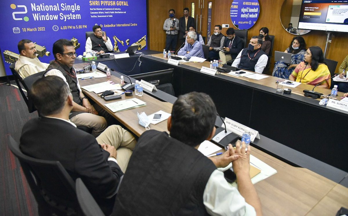 PiyushGoyalOffc's tweet photo. Minister @PiyushGoyal held a review meet with senior officials of various departments to expand usage of National Single Window System.

Discussed ways to make the platform the preferred choice for investors &amp; businesses for end-to-end facilitation of approvals &amp; registrations. https://t.co/SVrhQj08Ox