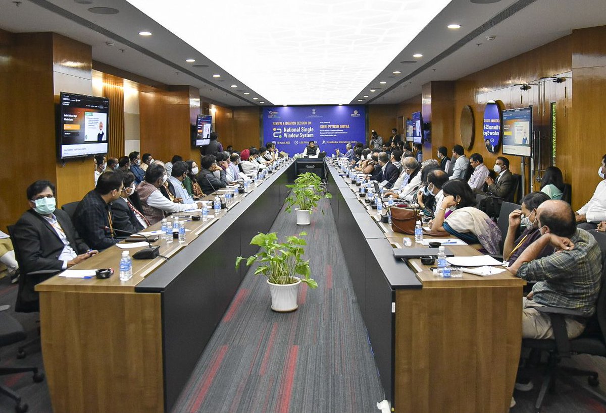 PiyushGoyalOffc's tweet photo. Minister @PiyushGoyal held a review meet with senior officials of various departments to expand usage of National Single Window System.

Discussed ways to make the platform the preferred choice for investors &amp; businesses for end-to-end facilitation of approvals &amp; registrations. https://t.co/SVrhQj08Ox