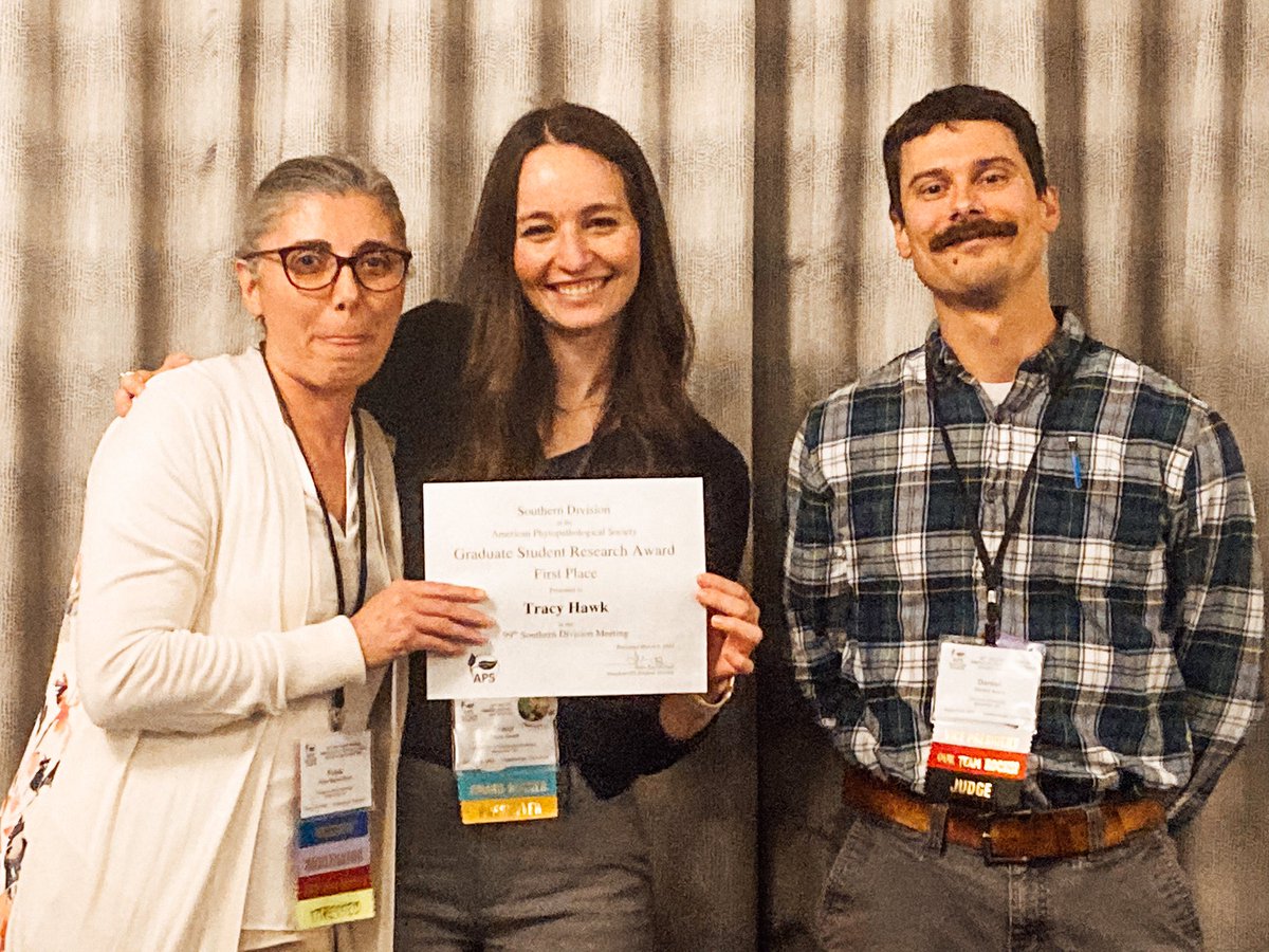 Tracy Hawk (@tttracyhawk) on Twitter photo Thrilled to have had the opportunity to present some PhD work at <a href="/sd_aps/">APS SouthernDivision</a> and win the graduate student presentation competition! Thrilled to have had the opportunity to present some PhD work at <a href="/sd_aps/">APS SouthernDivision</a> and win the graduate student presentation competition!