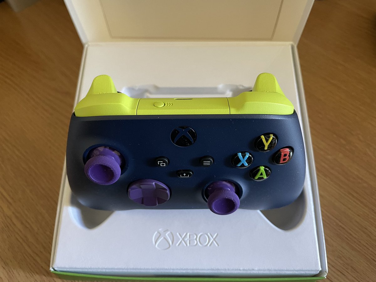 ShapeThrower's tweet image. It’s arrived 😁 #xboxdesignlabs #XboxSeriesX