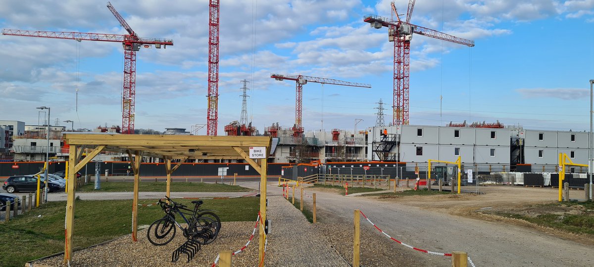 LeighAHughes's tweet photo. Blue skies, busy Tower cranes, great progress at our 1,200 bed Student Accommodation University of Essex project. Our 3rd project with this client in collaboration #SharedInnovation https://t.co/QyQYYo2Zfz