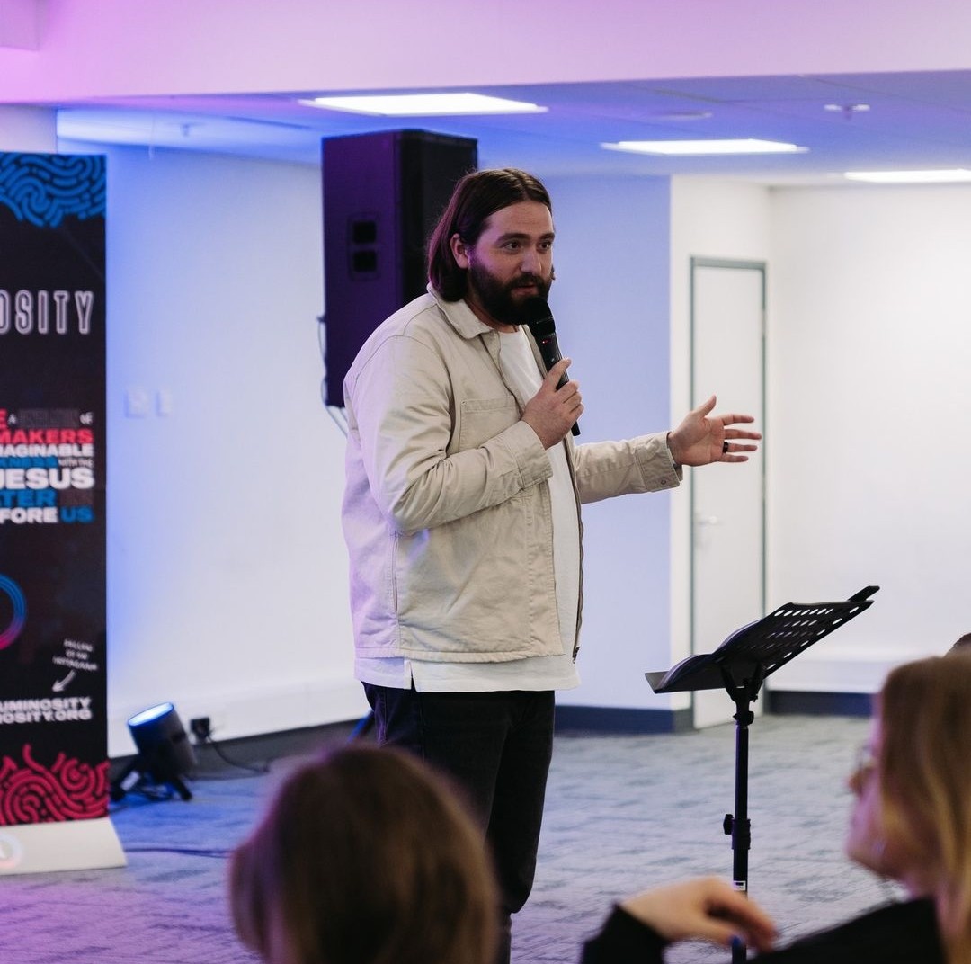 LumoTwentyFour's tweet photo. We had an amazing time gathering with over 140 youth &amp; kids leaders at the New Wine National Leadership Conference in Harrogate Last week.

Don't forget, LUMINOSITY at Sixty One festival this summer will have a specific stream for youth workers! https://t.co/kLCOxjiwZV
