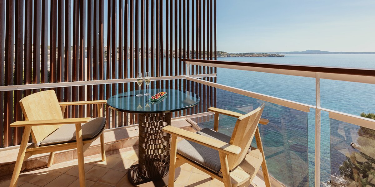 An open window to the #Mediterranean from which to enjoy a life well lived and discover #Spanish culture and the local roots of #Mallorca.
ow.ly/j9t950IfQIO

#ALifeWellLived