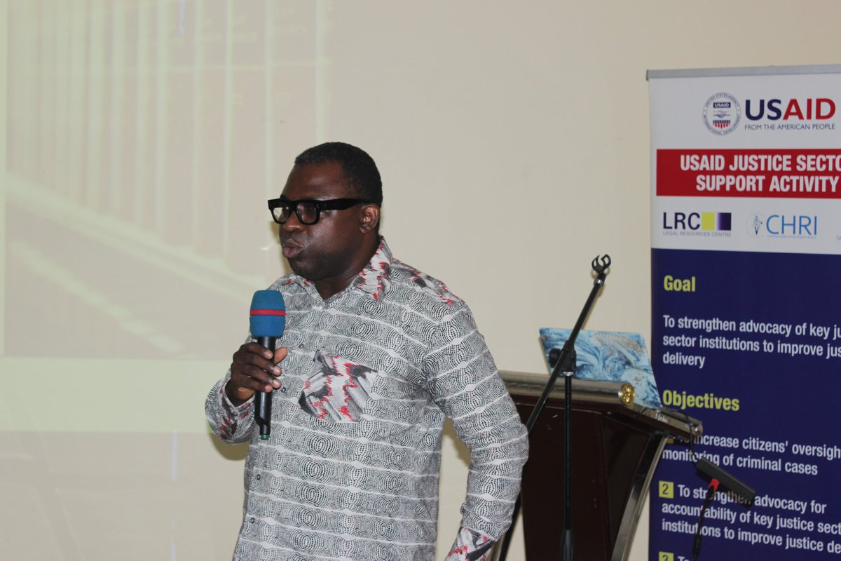 CHRIAFRICAOFFIC's tweet image. Whenever we find gaps in our laws we tend to resort to imprisonment and detention. – Mr. Edmund Foli, Director of Programs, IHRDA

Event: Sensitization Workshop for the Media on Community Service Sentencing In Ghana

#JSSActivity
#NoBarrierToJustice
