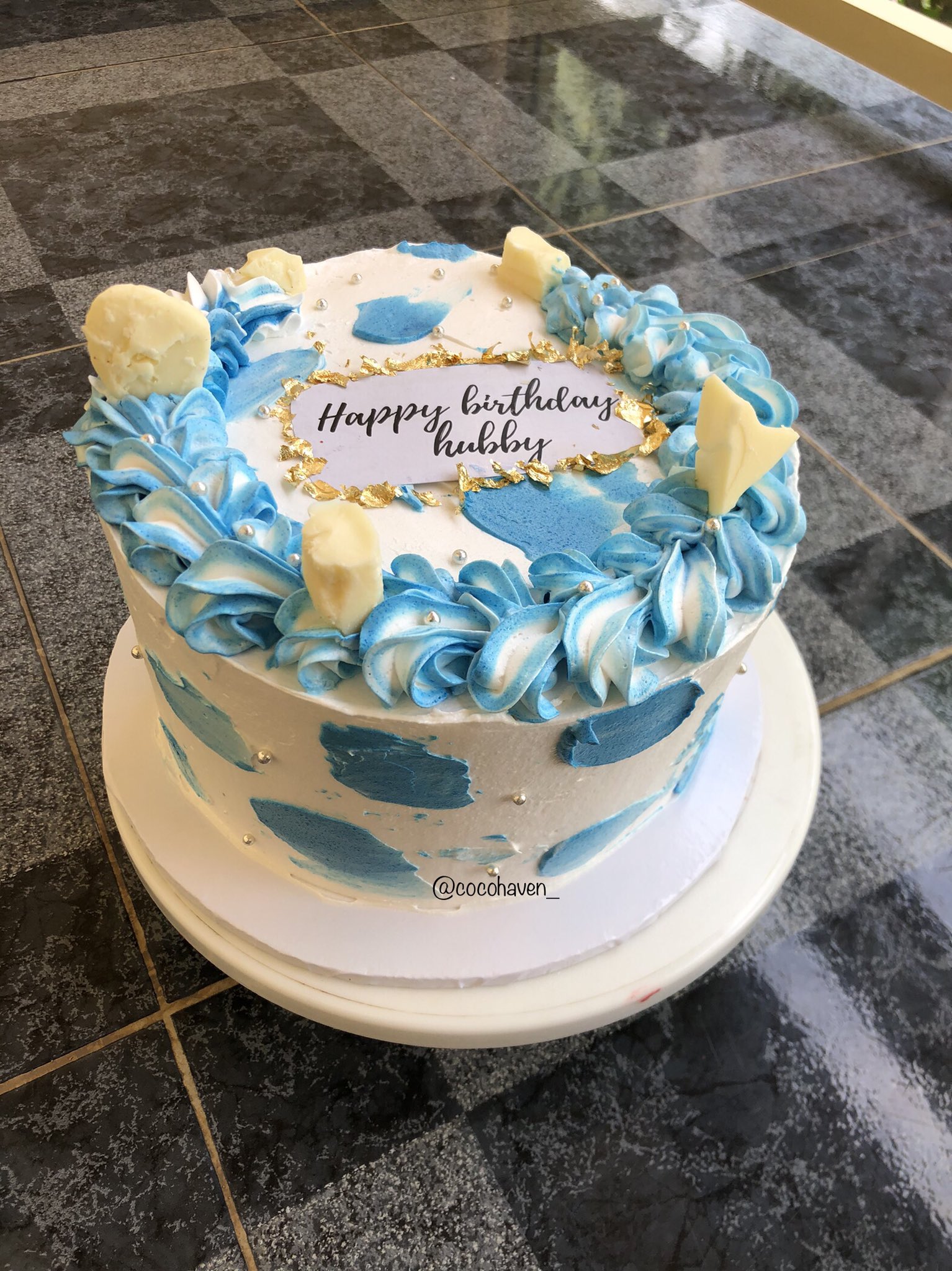 Blue and white fresh cream cake with... - Sanah Malik & Co | Facebook