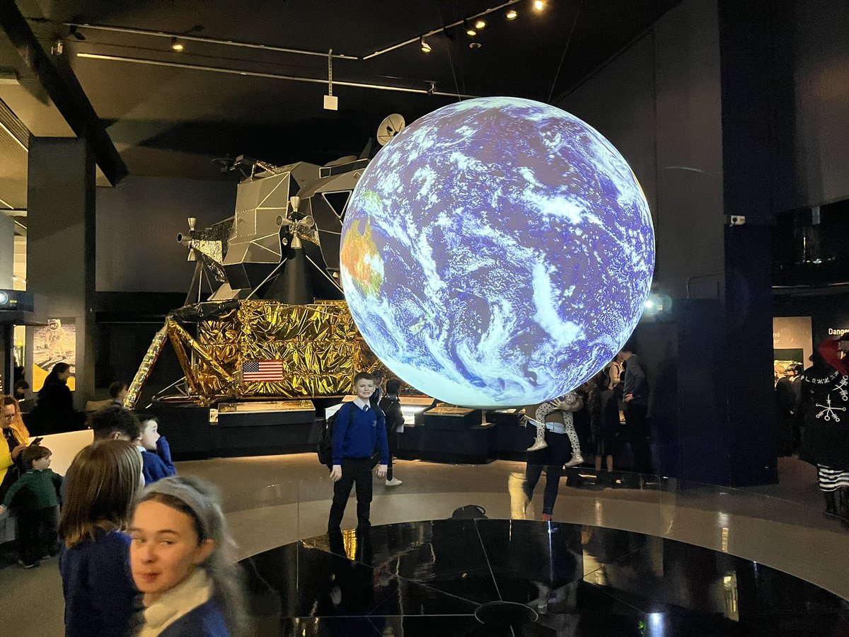 Winsford High St PS tweet media