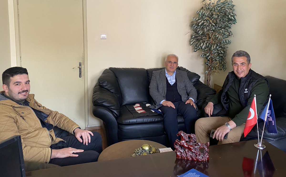 hasan_yldrm07's tweet photo. Geçmiş dönem ilçe başkanımız @kozanhasan ’a işyerinde misafir olduk.
@ethemtas 
@NiyaziAlkan007 https://t.co/flJi1ntqlO