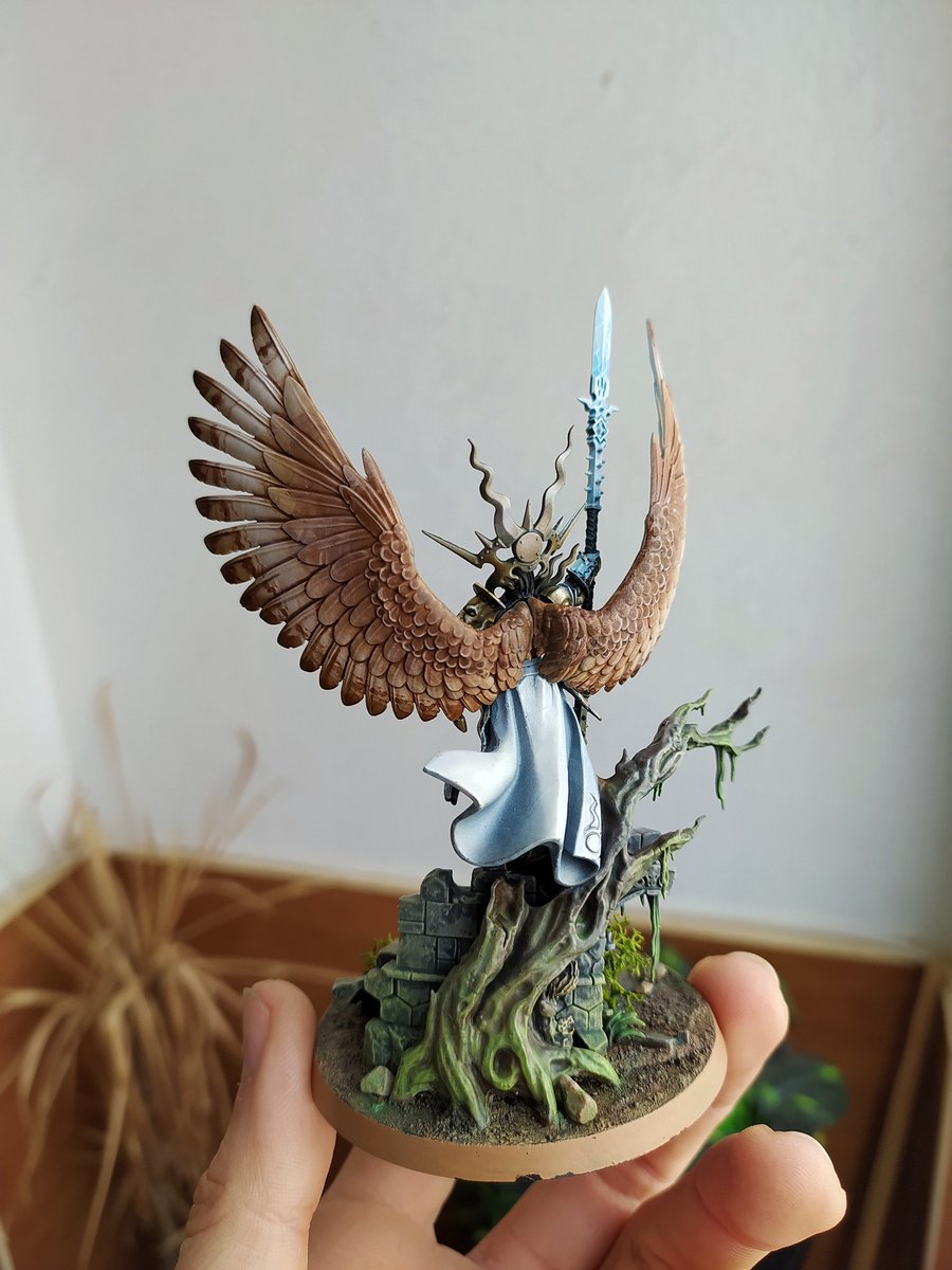 EyesHeartsWings's tweet photo. Yndrasta, la lanza celestial. 

Rt si os mola, DM si queréis que os pinte algo. https://t.co/wZkWmihxoA