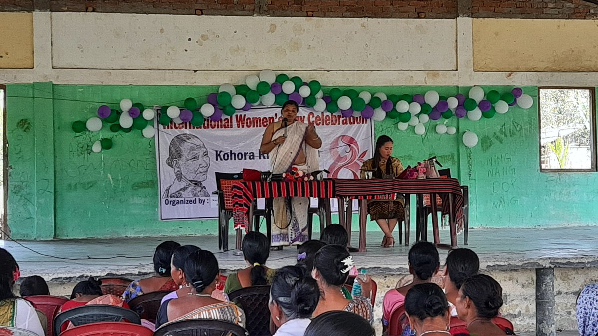 aaranyak's tweet photo. To encourage #CommunityWomen, Aaranyak-Karju Langso SHG-CRMH & PIRBI jointly held a #WomenMeet at #ChandrasingRongpiVillage,#KarbiAnglong,Assam marking #InternationalWomensDay where 120 women from 6 #villages attended & joined in various socio-cultural activities.@CMOfficeAssam https://t.co/W7BZ6j0Whw
