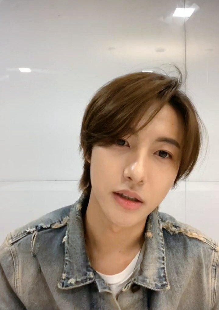 ‘เรียนแพทย์ได้เป็นหมอ เรียนอะไรหนอได้เป็นแฟนเฮีย’

: เรียนให้จบค่ะ เดี๋ยวเฮียมาขอเป็นแฟนเอง’