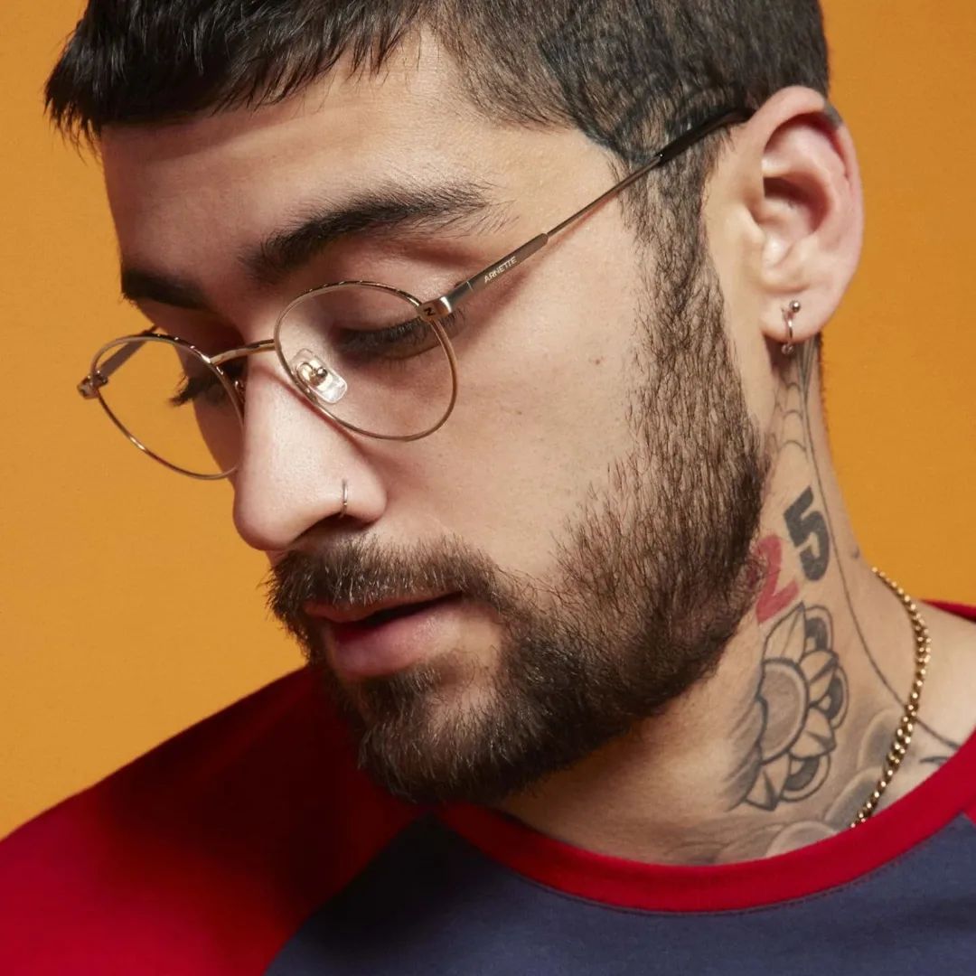 zayn malik for #ZAYNxARNETTE, image size:1080x1080