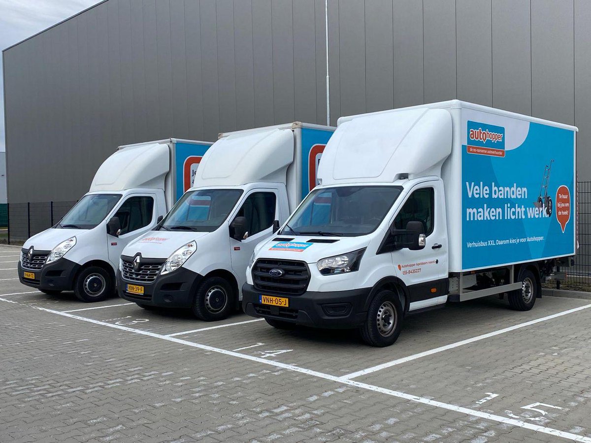 Bcsgoes's tweet image. Vele banden maken licht werk 🚚. Voor welke klus heb jij ooit een Autohopper bus gehuurd?
.
.
.
#bus #verhuizen #klus #Autohopper #autoverhuur