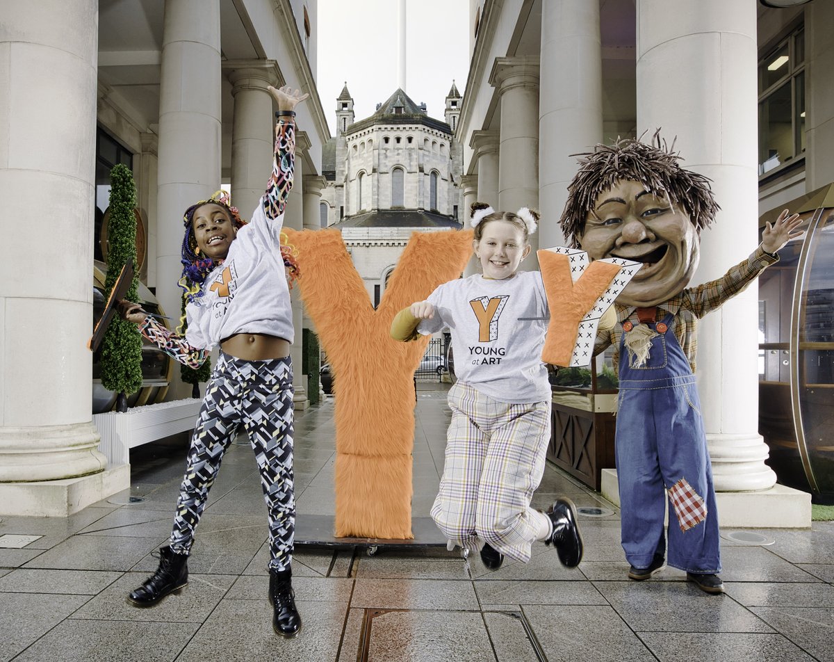 Young_at_Art's tweet photo. We're jumping with joy to join forces with @CQBelfast for the ‘Giant Family Day Out’ 1-4pm, 12 March.
All GFDO events are free & include DJ workshops, walking tours & pop-up performances throughout CQ (some require booking)
Full schedule https://t.co/8kv7HQur1I #BCF22 https://t.co/x6fzwa6zqg