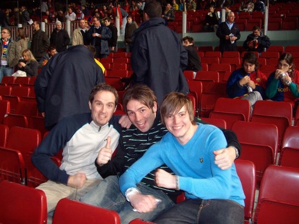 notaerosmith's tweet photo. @holbeachlegend @Nige1Chapman @richielong46 The Camp Nou had never welcomed such excited fans 😅 https://t.co/dZMlvVG1WU