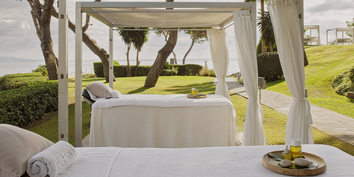 If calm were a picture, this would be it. A perfect postcard to dive into this season and discover the meaning of "Life".
ow.ly/j9t950IfQIO

#ALifeWellLived