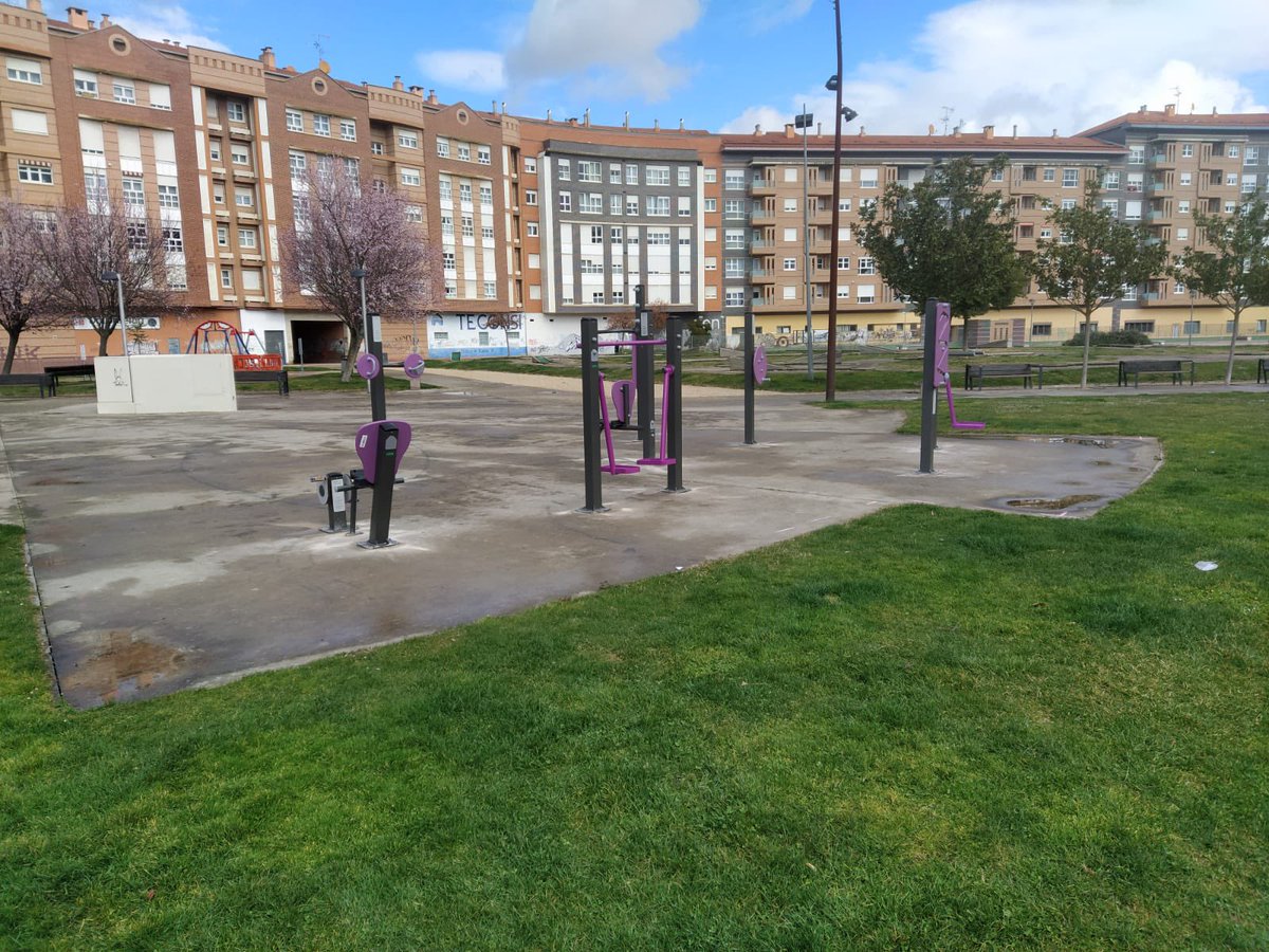 vivemiranda's tweet photo. El Ayuntamiento de #mirandadeebro ha comenzado la ejecución de las obras de un nuevo parque de ejercicios para mayores. 
#vivemiranda https://t.co/5fHMKXBtPI