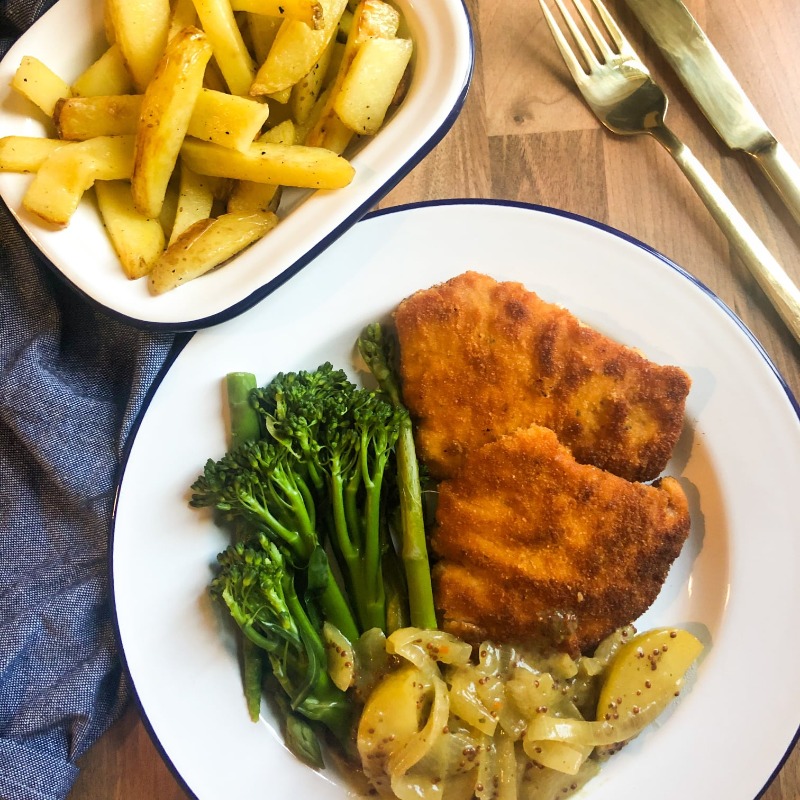 Porc_Blasus's tweet photo. We're looking back at the delicious recipes created for us by foodies and influencers during this year's #PorcWeek.
🥩porc tomahawks
🇦🇹porc schnitzel
🍩porc belly doughnuts
🥓bacon wrapped faggots
Try them yourself 👇 #tryporc