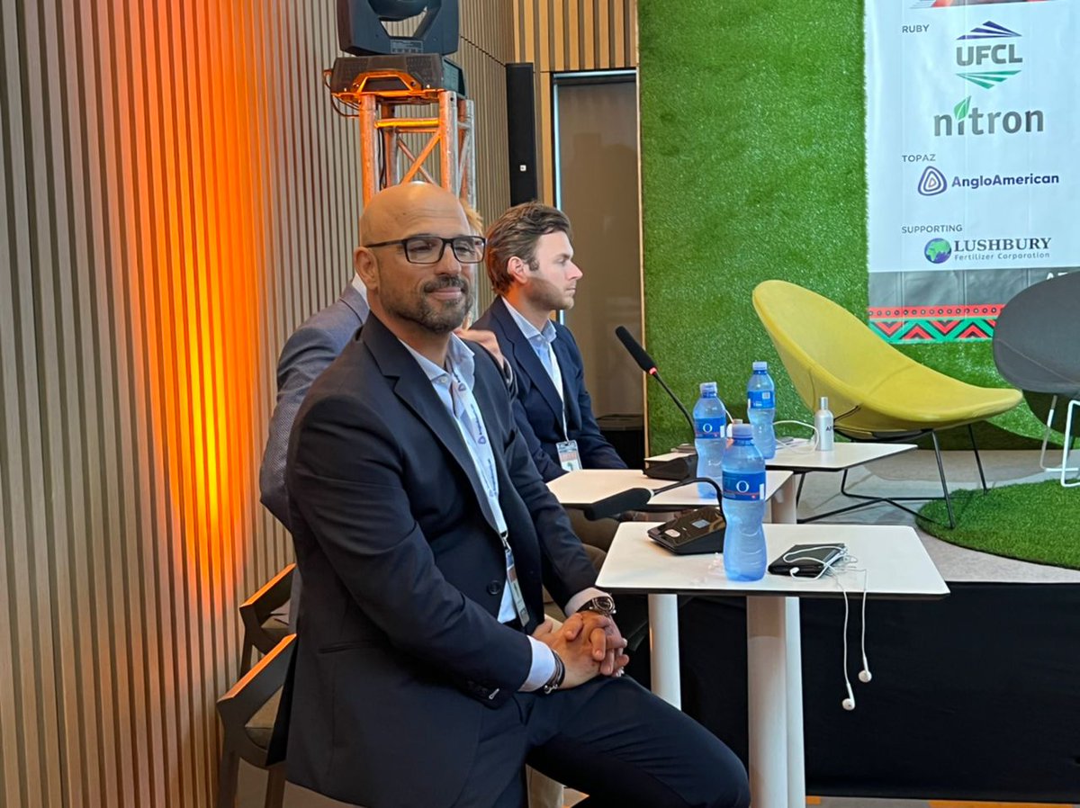 AFAPPartnership's tweet photo. @AFAPPartnership participating at the @afriqom Fertilizer Club conference where debates on fertilizer sourcing models in west Africa focusing on a case study of Nigeria are currently ongoing #afriqom #fertilizerclub https://t.co/1SYO2L68mR