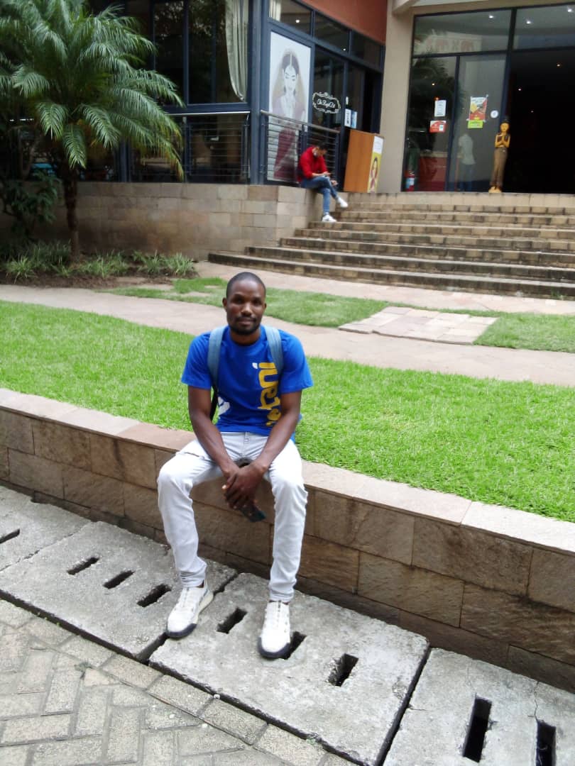 People are running and rushing to zambia.to come learn about peace and tranquility.am so proud to be Zambian