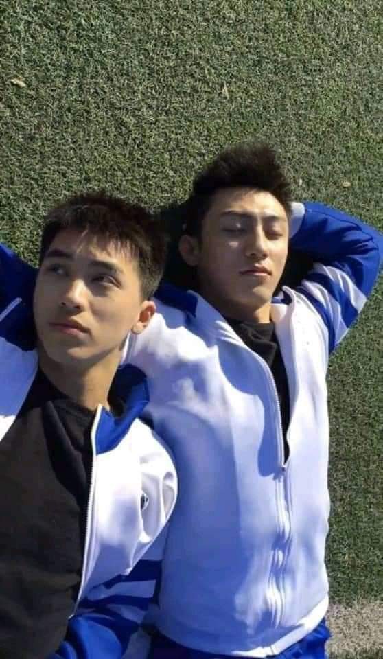 ntezhou26's tweet photo. ขอบคุณนะคะที่ท��ให้ได้รู้จัก''YuZhou" 😭ขอให้โจวโจวมีความสุขและมีครอบครัวที่อบอุ่น ปิดด้อม"YuZhou"ขอให้เดินก้าวผ่านไปด้วยดีนะ 
#yuzhou
#TimmyXu
#สวี่เว่ยโจว
#XuWeizhou https://t.co/yRuLFWnEX0