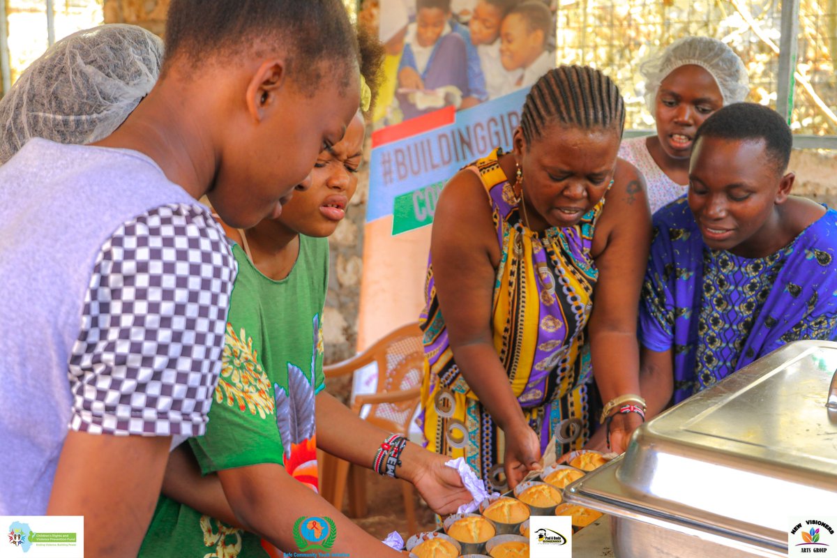 safecommunity4's tweet photo. Girls who are economically empowered are confident enough to compete for opportunities and run businesses and improve their livelihood. #MyVoiceMatters #BuildingGirlsConfidence @CRVPF1  @HerVoiceFund @Hewlett_Found @DSWKenya @GlobalFund @GlobalFundWomen @The_MPT @forimpact https://t.co/xEFYf3mJOA