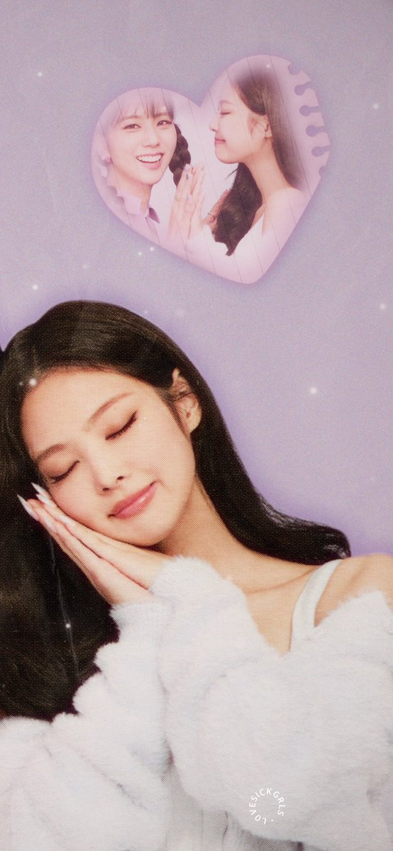 L0VESICKGRLS's tweet photo. matching wallpaper w #JISOO &amp; #JENNIE 
tag your bff🤍
#JENSOO https://t.co/q89Vv2mpAU