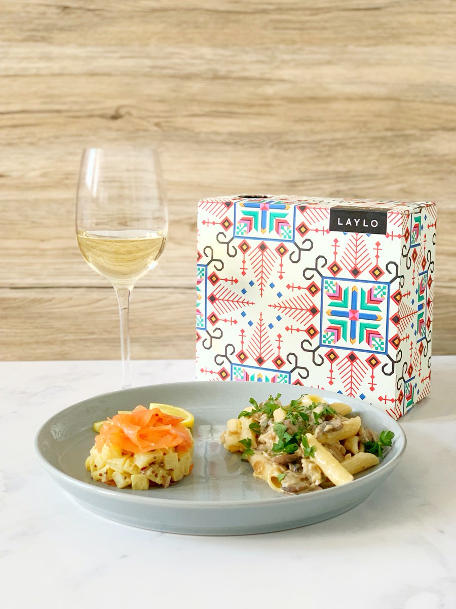 PCDrinksAwards's tweet photo. Three weeks after first opening hosts Vidya Narasimhan, Libby Zietsman-Brodie and Sophia Longhi were challenged to add a Classic Food Pairing with their #boxedwine 🍷 https://t.co/9VTOWKXCw6