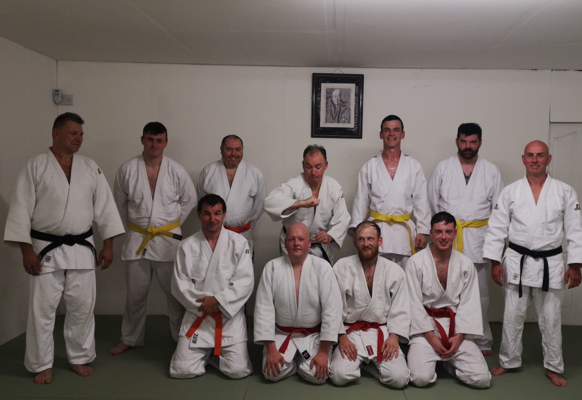 SSRJudo's tweet photo. Happy #ThrowafriendThursday everyone. Yip it's JUDO DAY again.
Kids aged from 5 begin at 7pm with our head coach Dermot guiding the fun.
Then our adults start at 8pm, there is no upper age limit on our senior class. So why not come down for your free trial and see what. https://t.co/OWMIfIrfl6