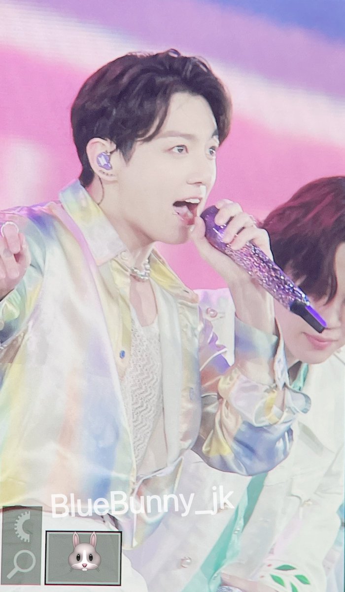 BlueBunny0901's tweet photo. 220310 PTD on Stage Seoul preview
#jungkook #JUNGKOOK #JK #BTS           
#전정국 #정국 #방탄소년단 #ジョングク
@BTS_twt https://t.co/MTBnaEmLHA