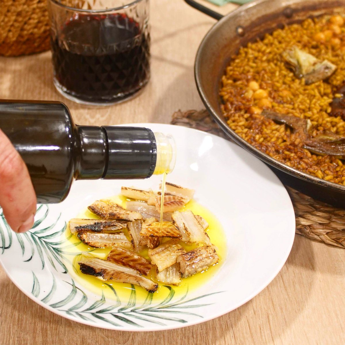 jaumepinet's tweet photo. Será que en españa no tenemos aceite 🤦‍♂️🌳
#aceite #oliva #aove #proximidad @AceitesOlivaES https://t.co/nlYVG2DtT5