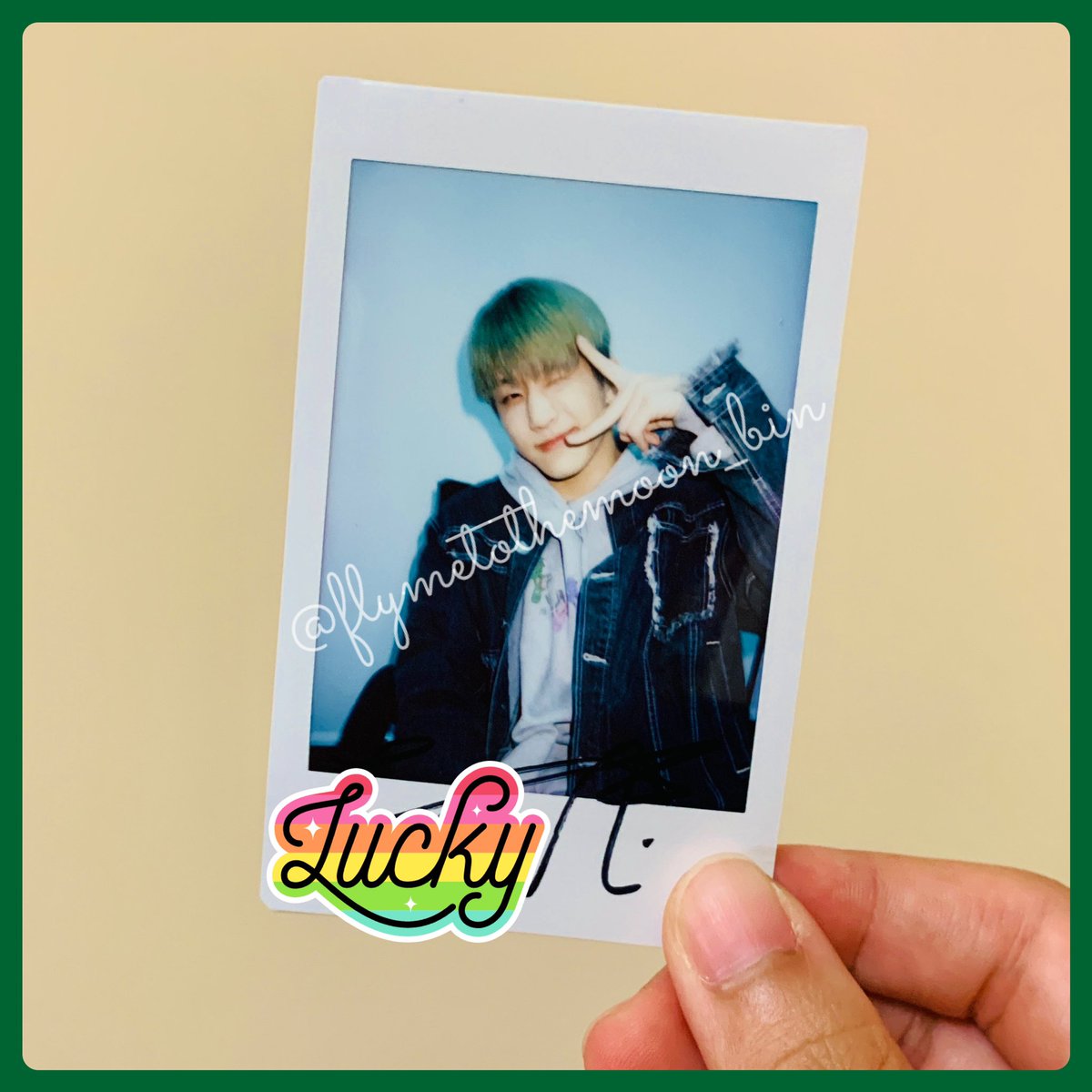 suchamoon_night's tweet photo. All my Makestar parcels are arriving today HAHAHA look who has come home too ๐ญ๐ญ๐ญ Jinjin Iโm dying why are the poses all so cute ๐ฅบ @Makestarcorp youโre the best ๐๐ปโโ๏ธ๐๐ปโโ๏ธ Today is really a happy day ๐ฅฐ #Astro #Astrofansign #Astrojinjin #Astropolaroid #Astrosigned #์์คํธ๋ก #์ง์ง https://t.co/rYYxvb4CO2