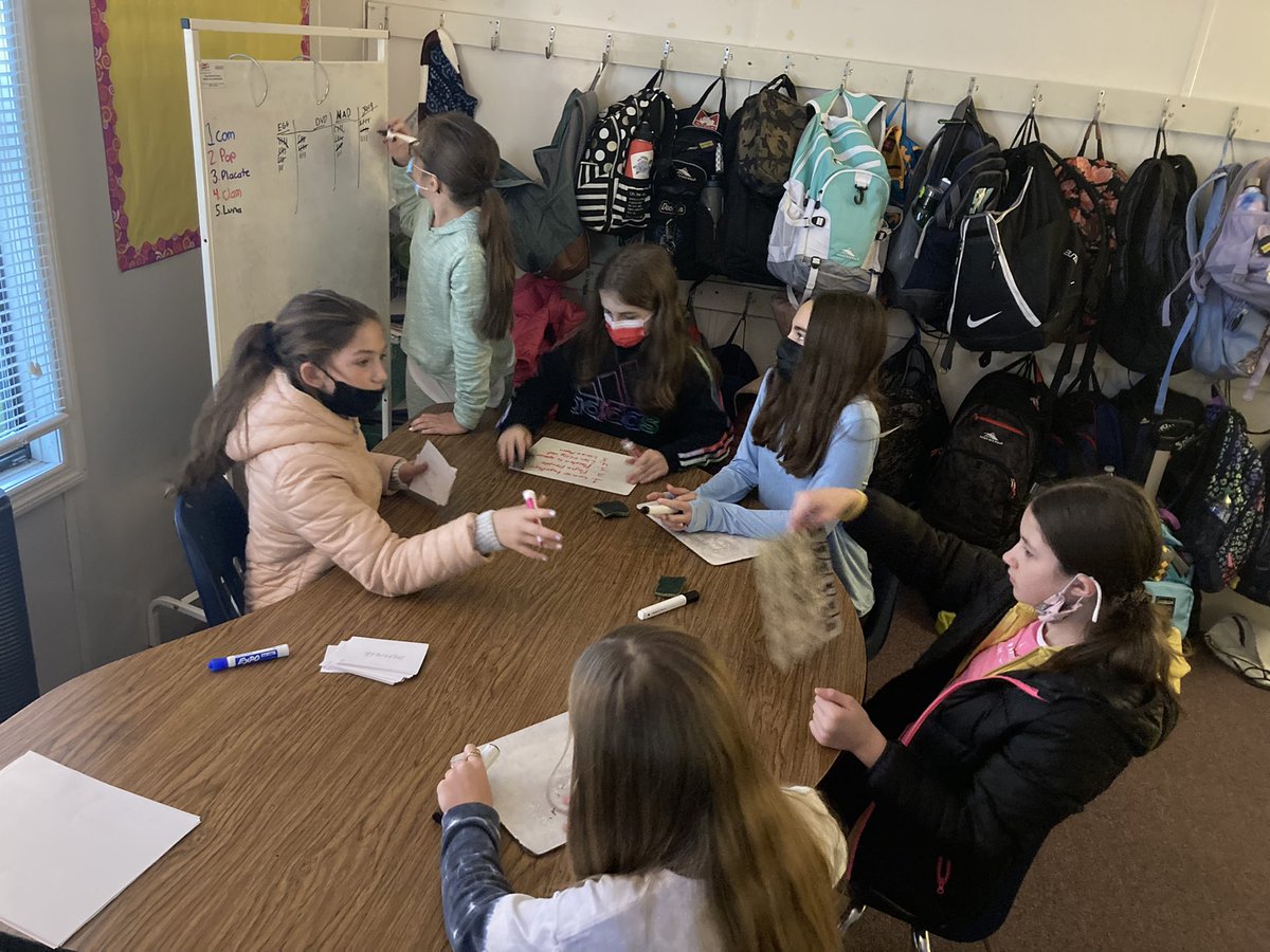 MrTrott4's tweet photo. Big shoutout to this awesome group of girls who study for their Ceaser’s English Test every Friday morning without fail!! @KensingtonESNC @MrTVaughn https://t.co/N9iwTWbQym